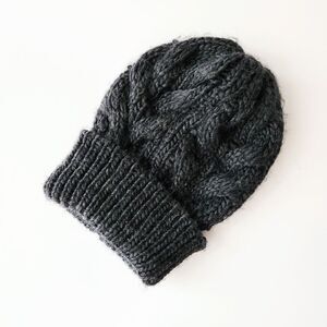 American Eagle Grey Cable Knit Wool Blend Beanie, OS, NWT